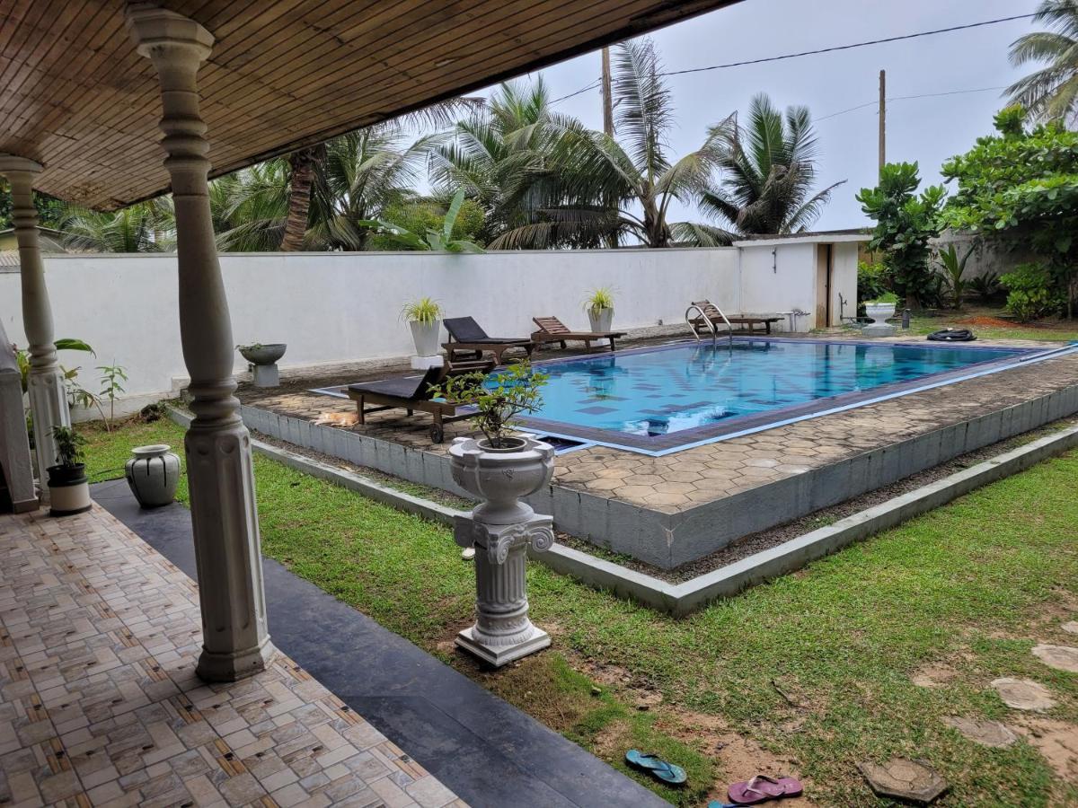 Villa Sea Sprays Hikkaduwa Dış mekan fotoğraf