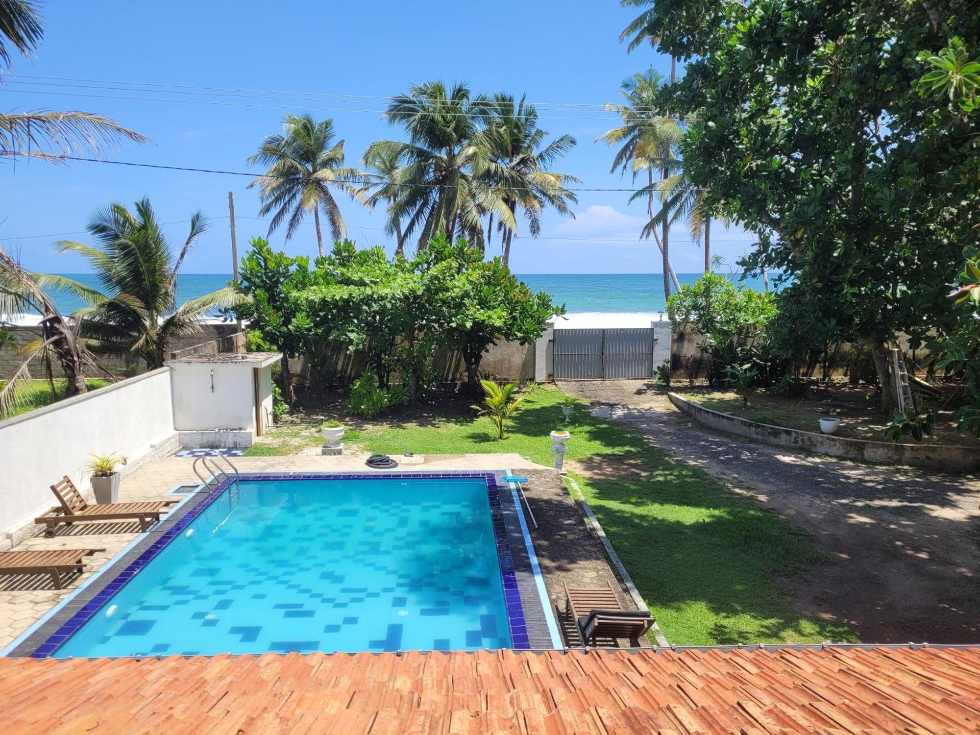 Villa Sea Sprays Hikkaduwa Dış mekan fotoğraf