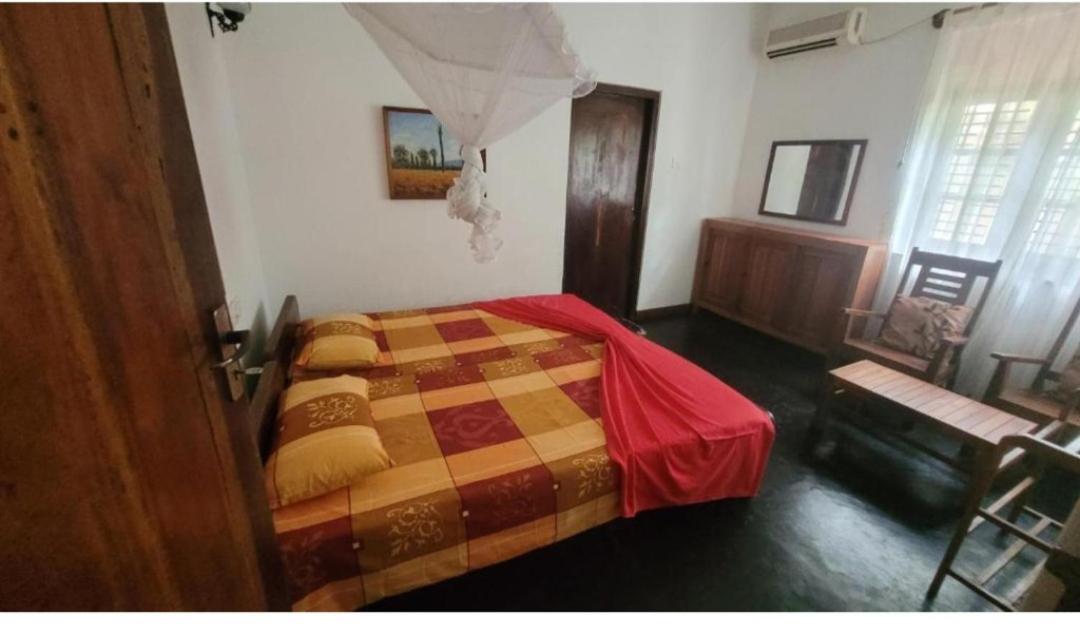 Villa Sea Sprays Hikkaduwa Dış mekan fotoğraf