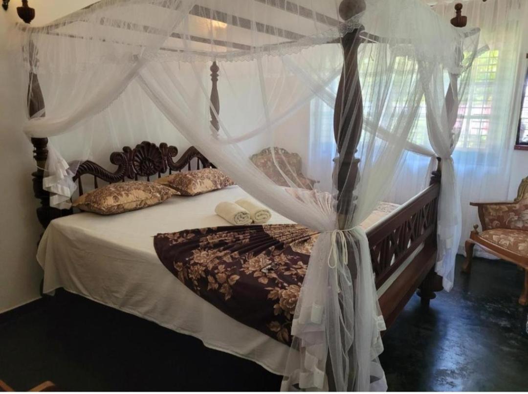 Villa Sea Sprays Hikkaduwa Dış mekan fotoğraf