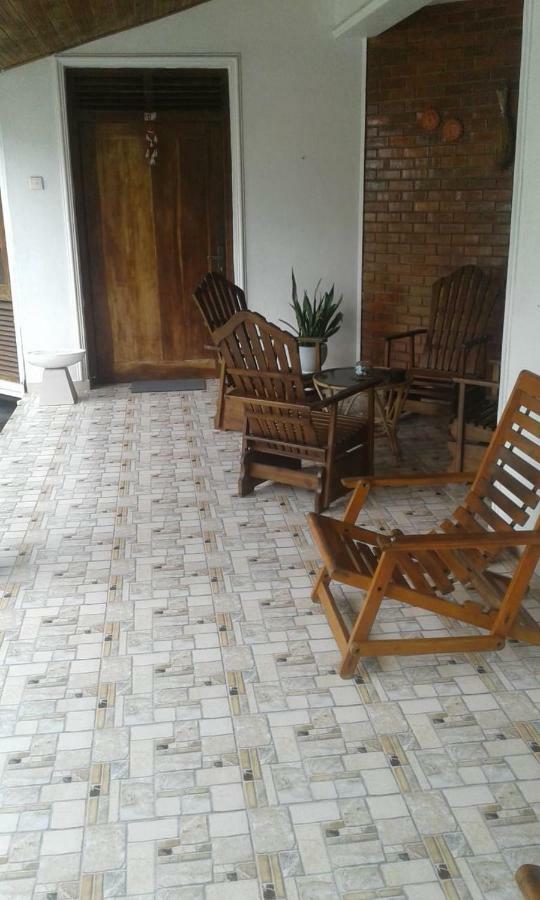 Villa Sea Sprays Hikkaduwa Dış mekan fotoğraf