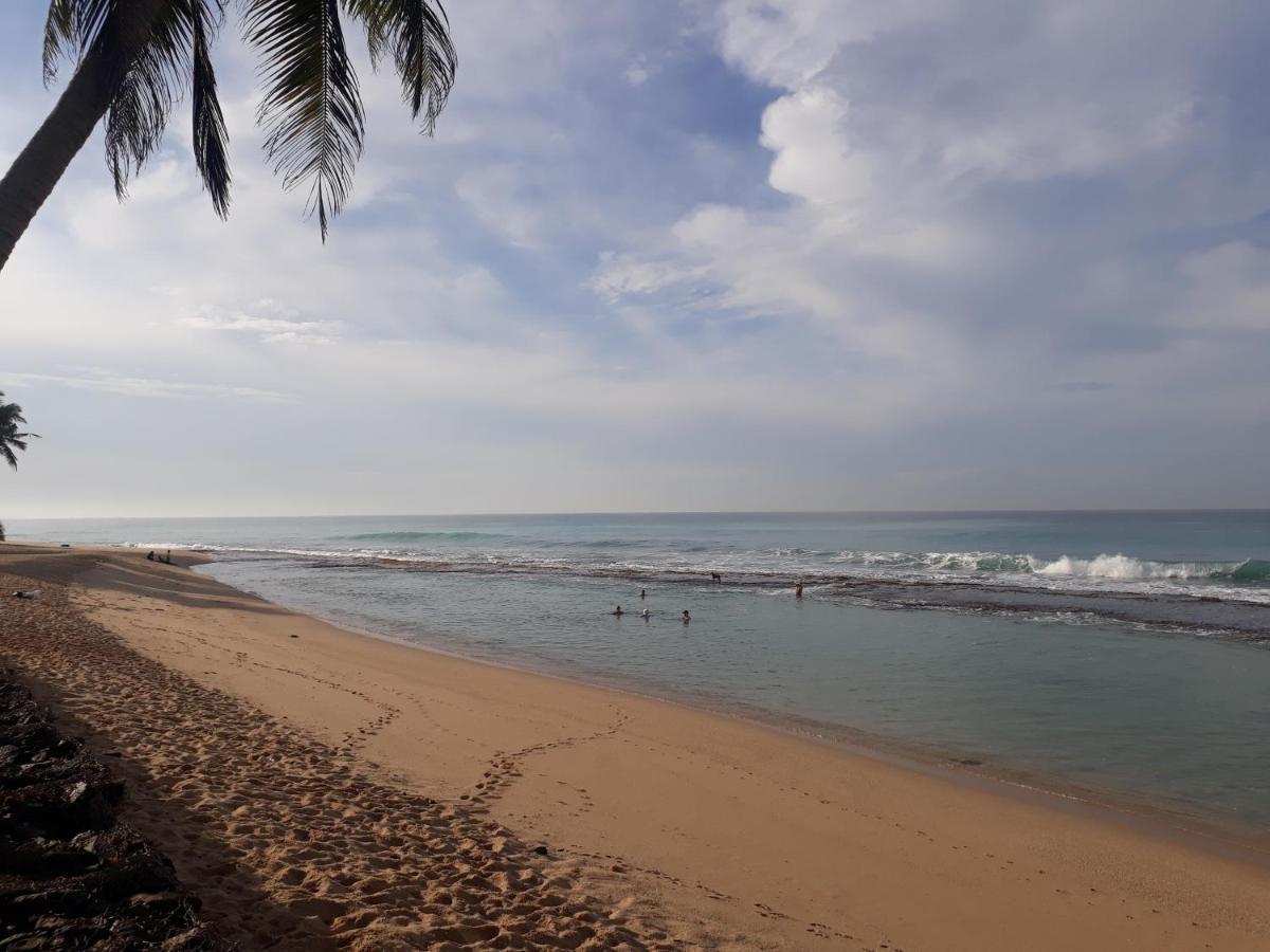 Villa Sea Sprays Hikkaduwa Dış mekan fotoğraf